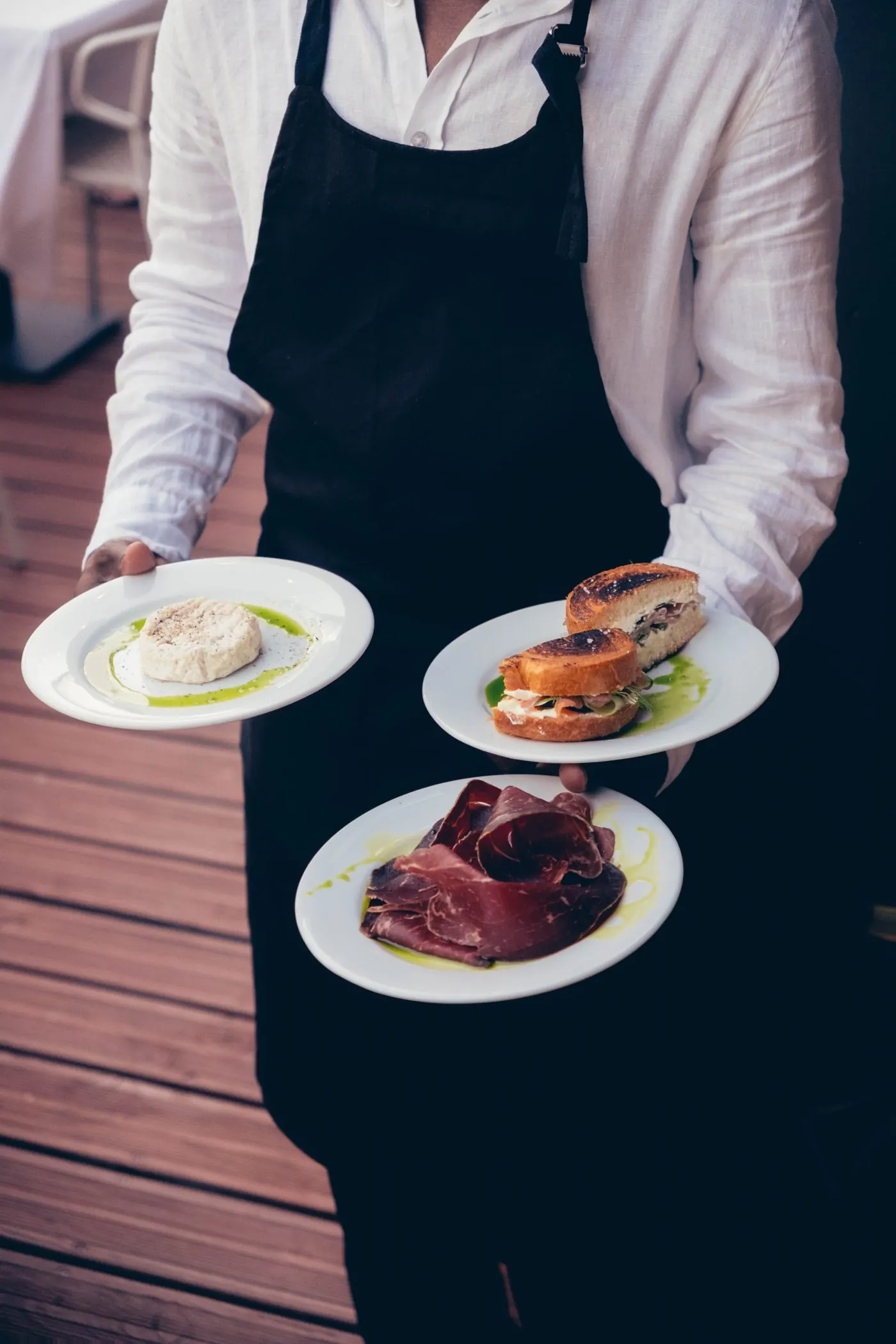 Tapas maison servis au bar à tapas The Lift à Lyon